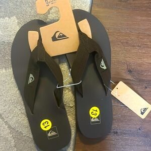 NWT Men’s Quicksilver Flip Flops, Size 13